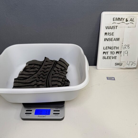 Chicos Zenergy Soft Essentials Tank Size 8/10 Olive Green Black Soft Stretch NEW - Picture 8 of 11